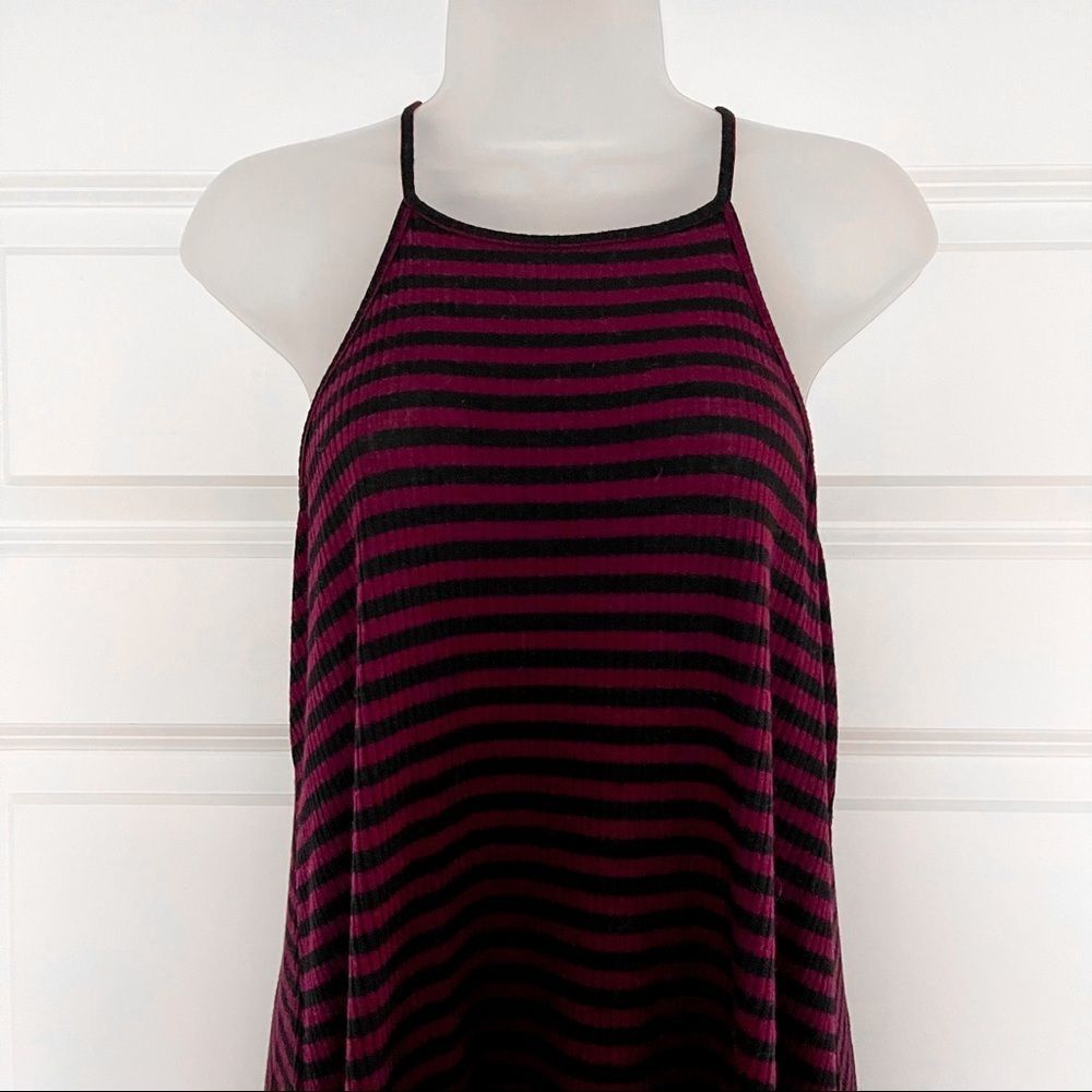 LOVE FIRE | Burgundy Striped Dress - Picture 2 of 8